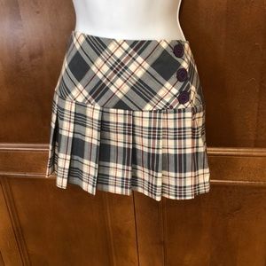 Medium mini plaid pleated skirt